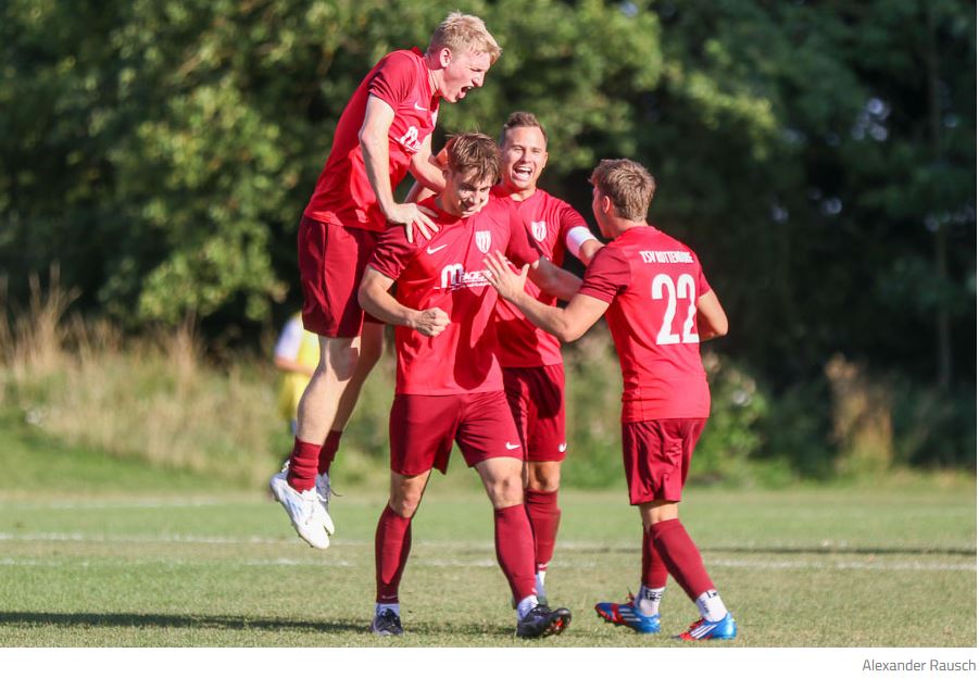 Fußball: Erster Heimsieg für den TSV